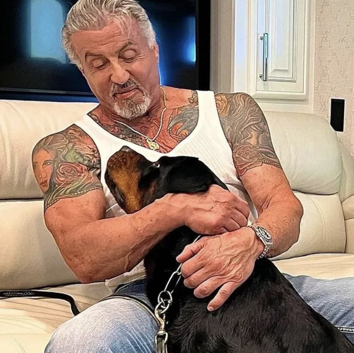 Sylvester Stallone Covers Up Tattoo Of His Wife With Ink Of Late Dog   3274863498264324 